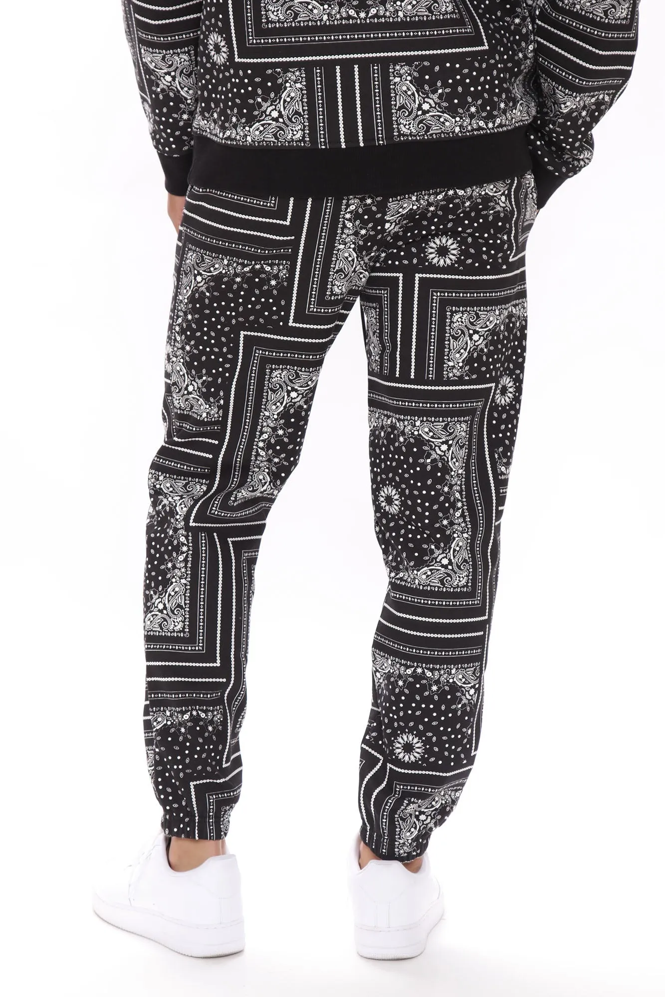 Allover Bandana Print Jogger - Black/White