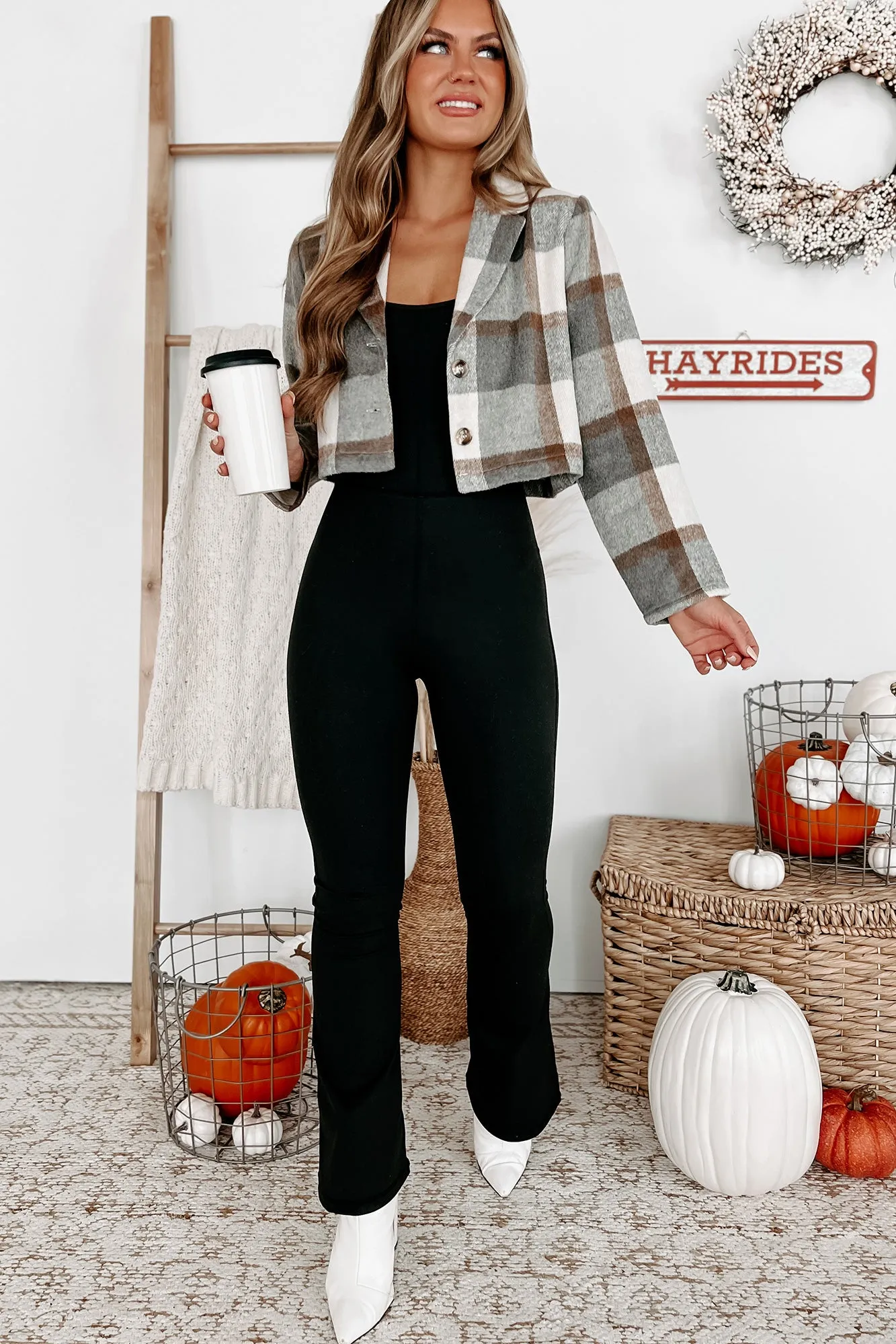 Casually Stylish Plaid Crop Jacket (Grey)