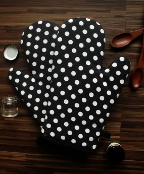 Cotton Black Polka Dot Oven Gloves Pack Of 2