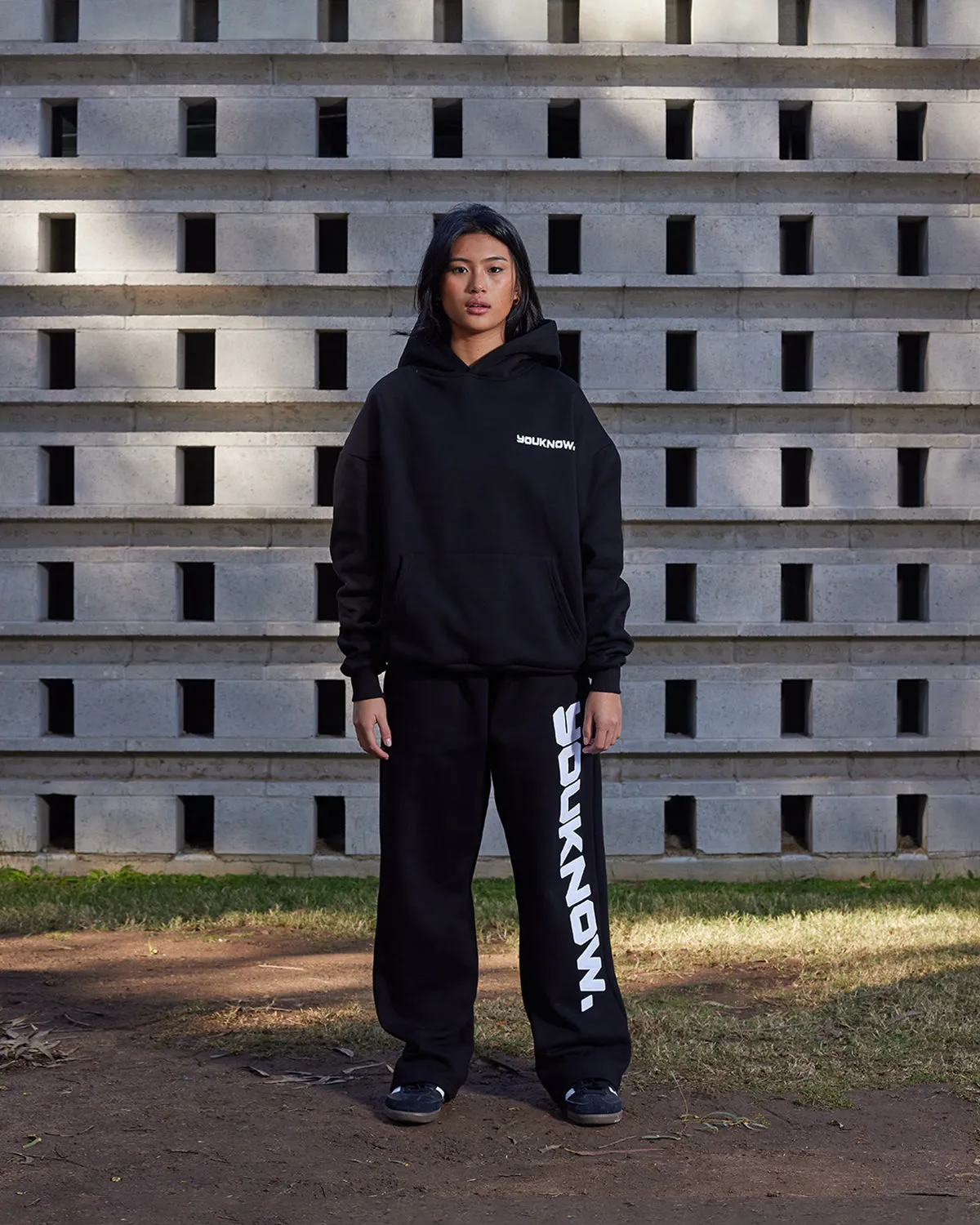 GLOBAL SWEATPANTS | BLACK