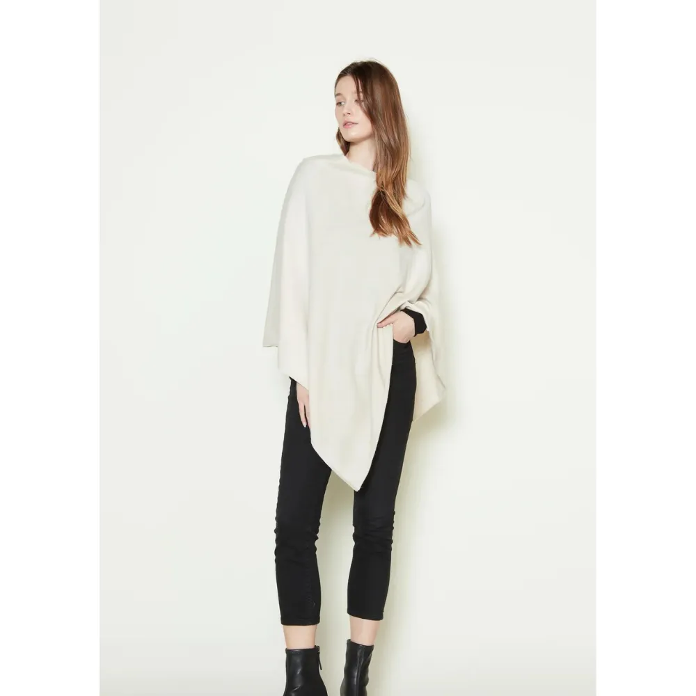 Look by M Basic Triangle Poncho Ivory (Women's)