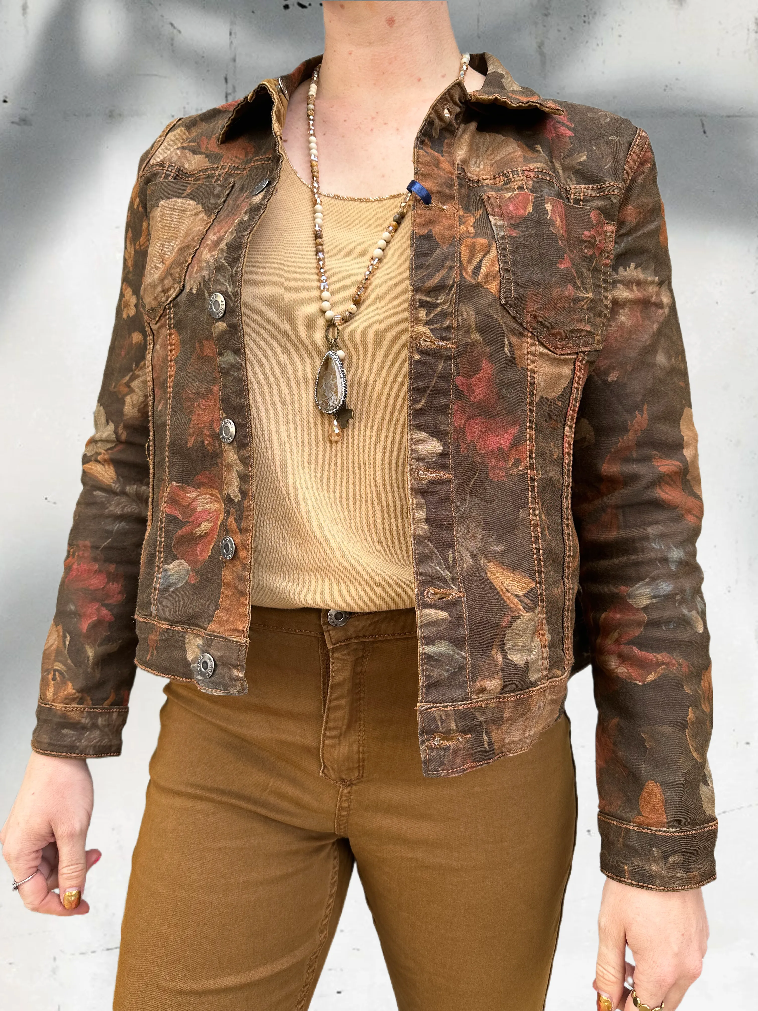 Reversible Jacket in Cognac Print and Solid