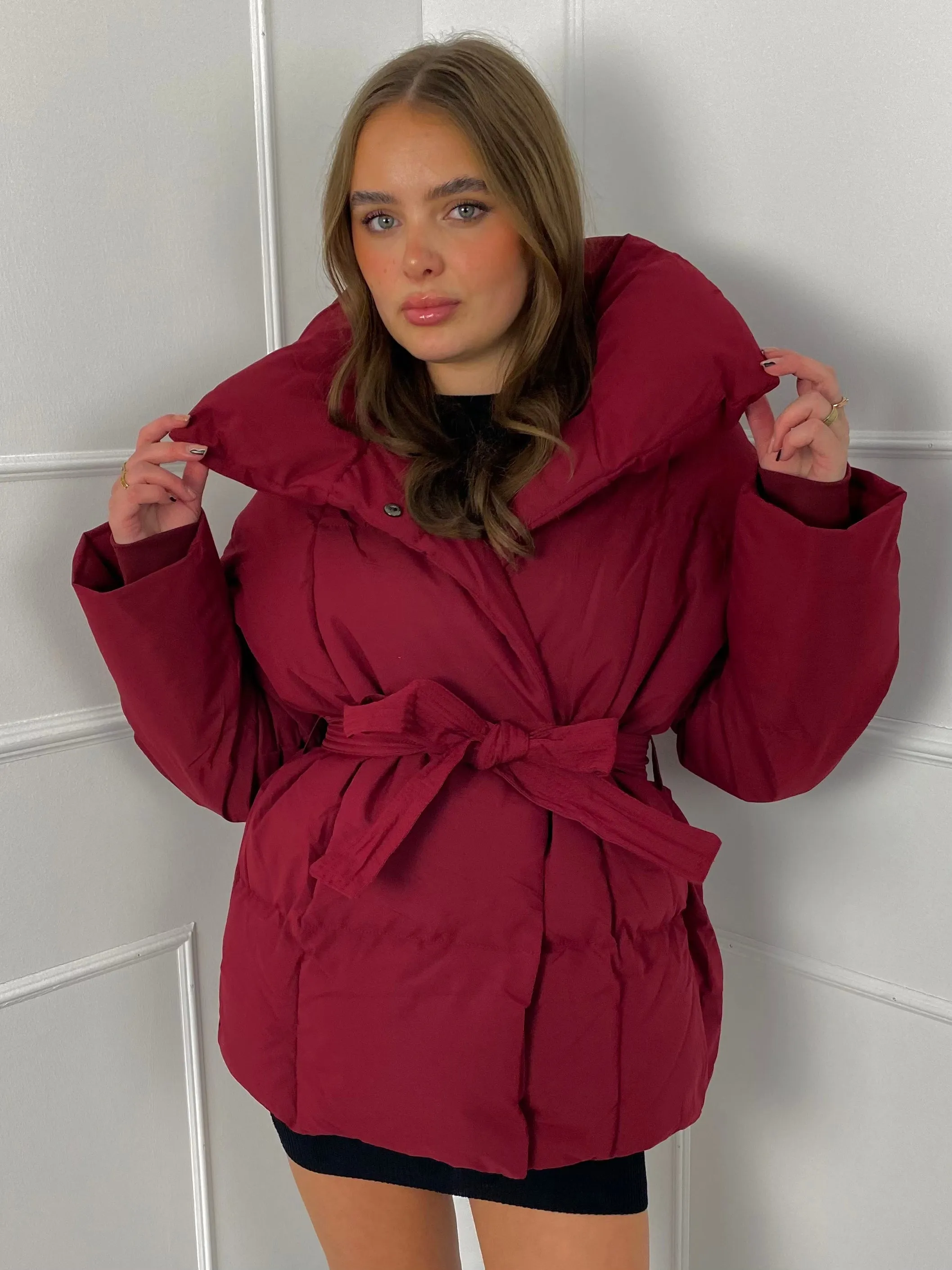 Short Belted Puffer Jacket - Wine