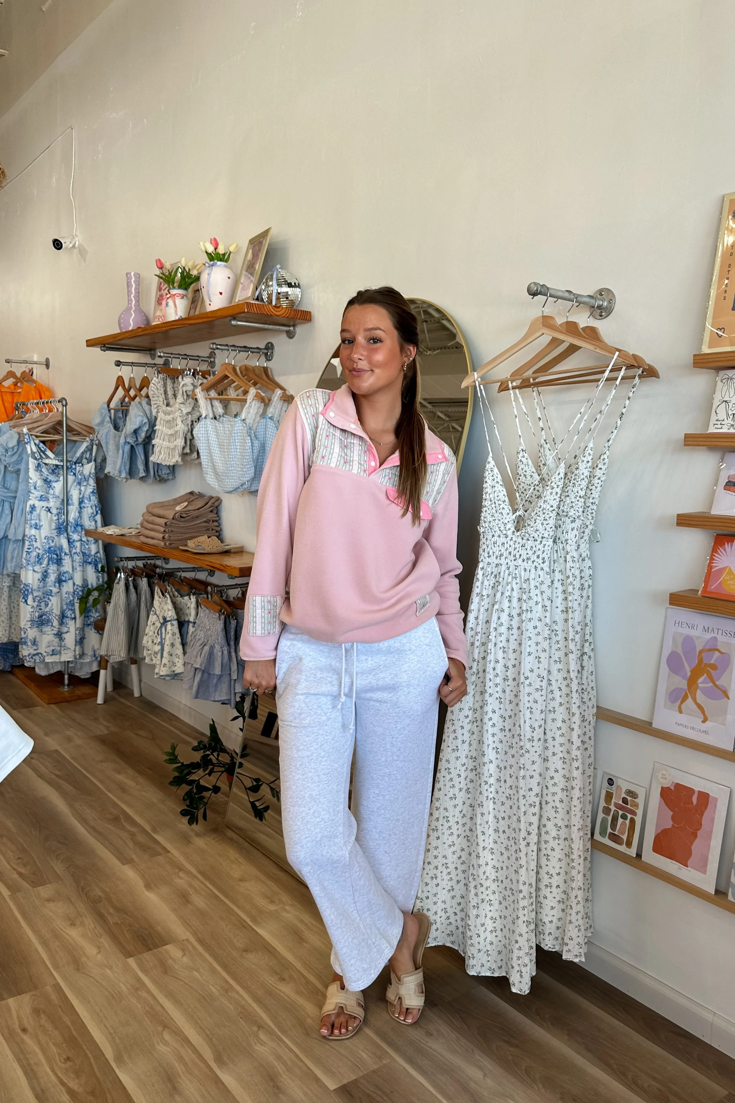 Sunkissed Flared Sweatpants in Gray