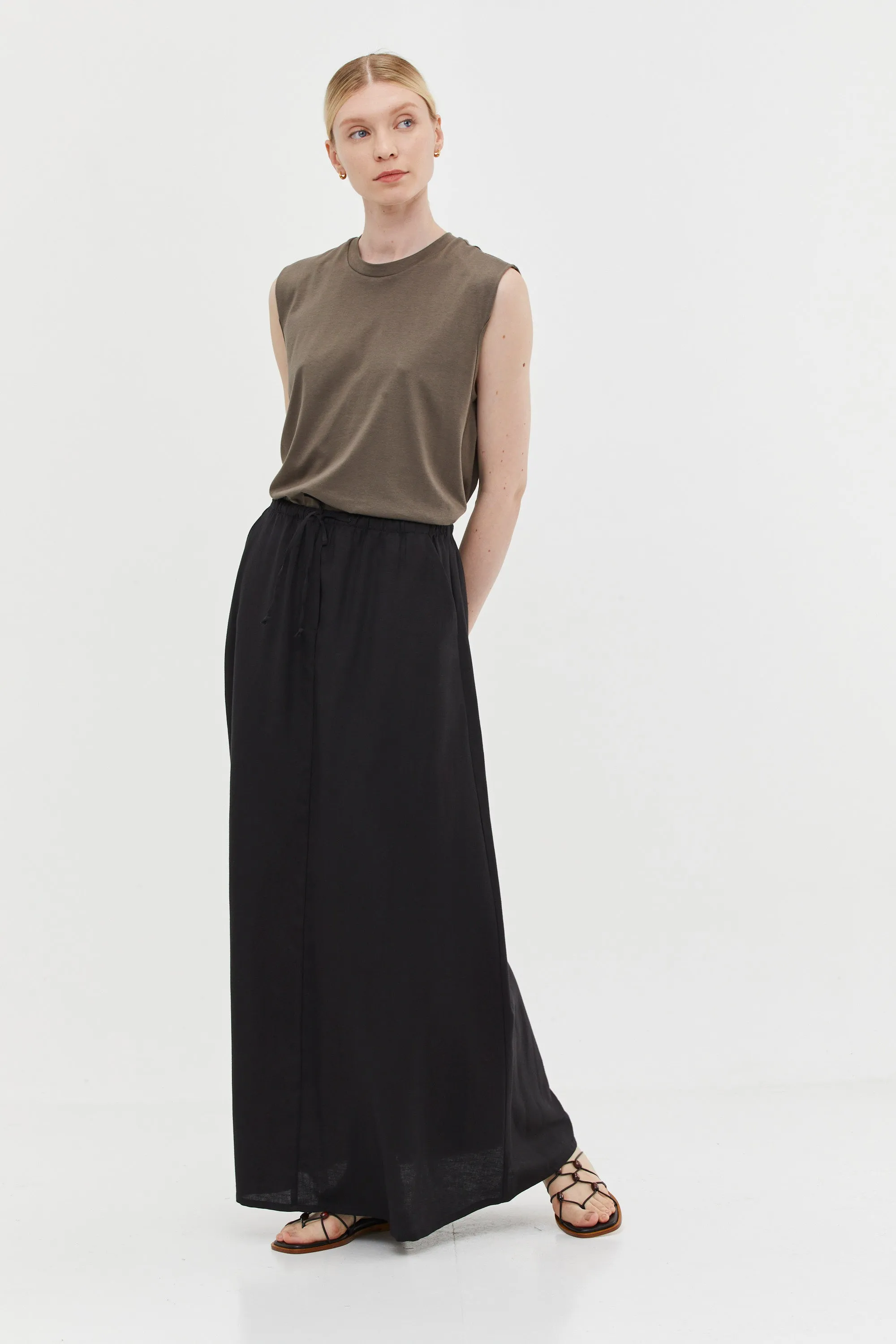 Vera Skirt Black